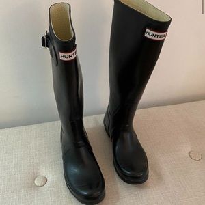Hunter Wellington boot size 7